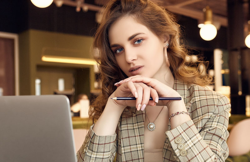 В Яндекс ищут куратора на удаленную работу с оплатой 67000 руб.