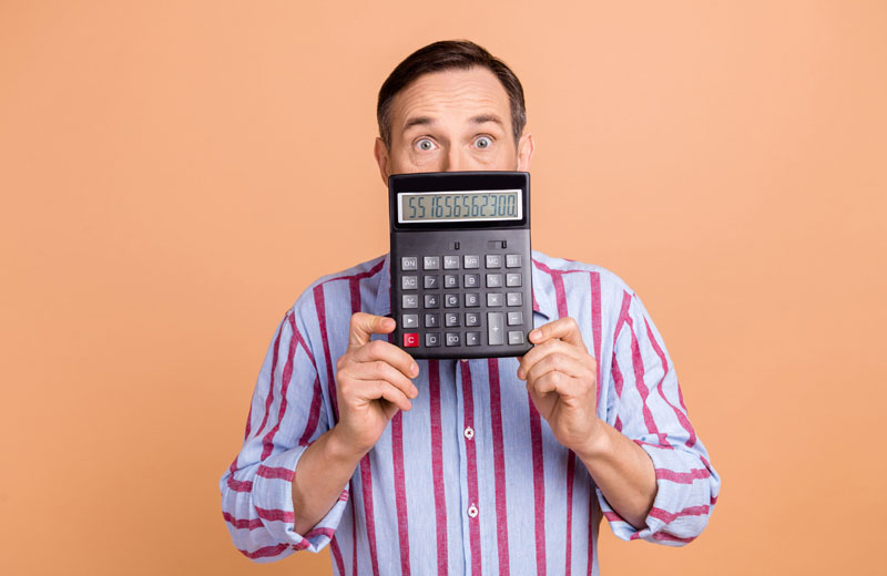 53658 рублей фиксированных взносов нужно оплатить ИП до 29.12.2025